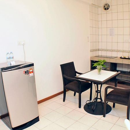Promenade Service Apartment Kota Kinabalu Ngoại thất bức ảnh