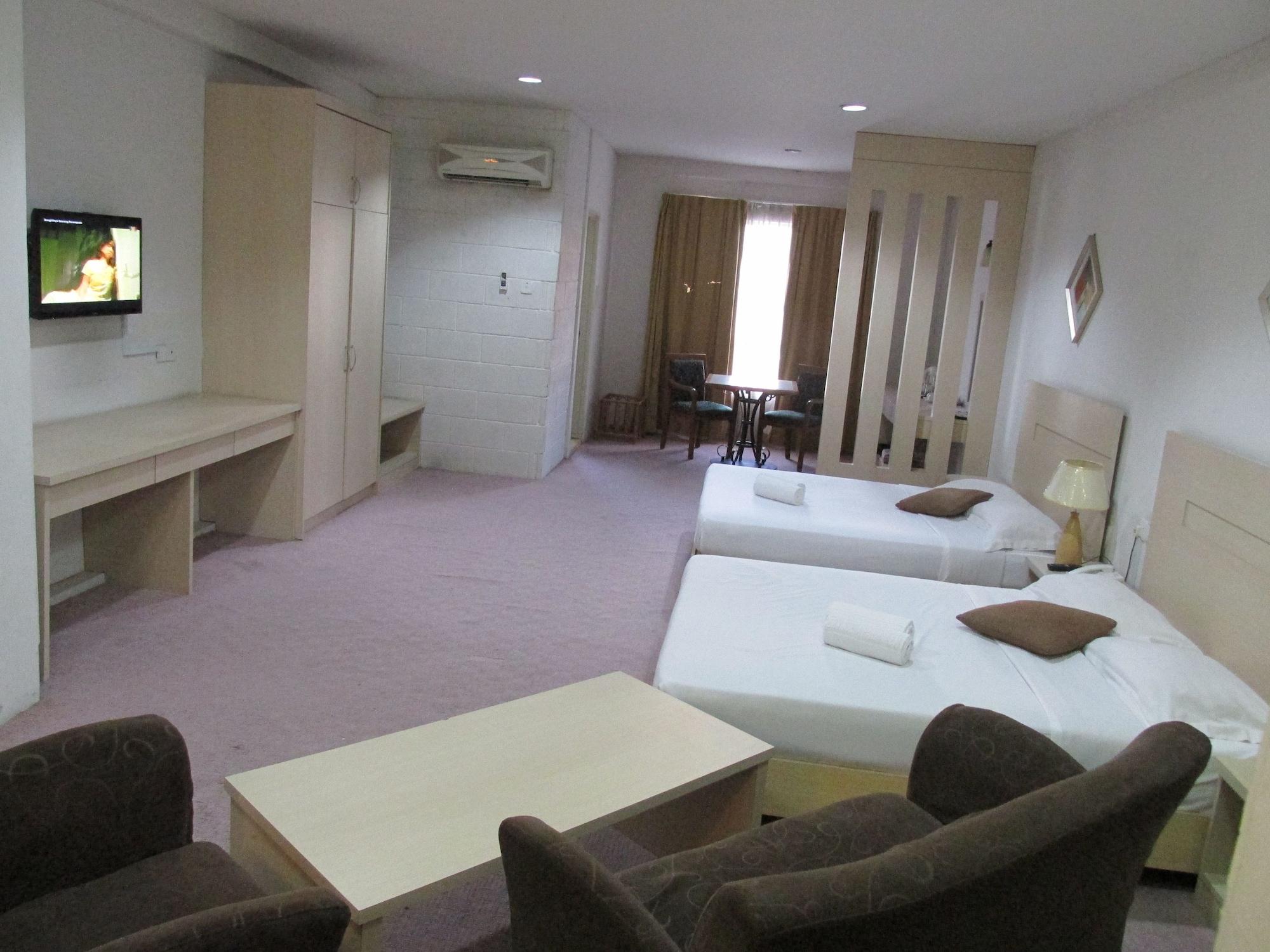 Promenade Service Apartment Kota Kinabalu Ngoại thất bức ảnh