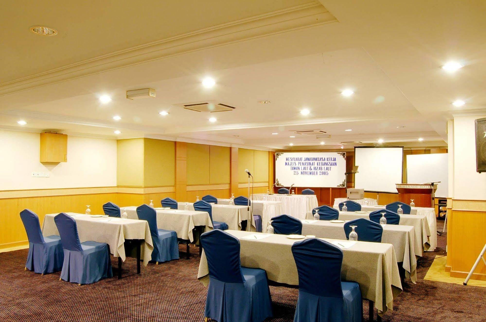 Promenade Service Apartment Kota Kinabalu Ngoại thất bức ảnh